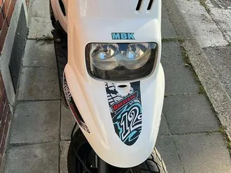 ② mbk booster classe a demarre mais du mal a monter en vitesse