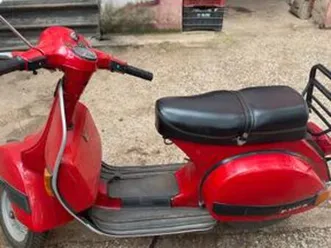 piaggio vespa p150x