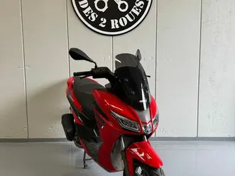 aprilia sxr 50cm3 reglement possible en 4-10 fois par carte bancaire - livraison possible