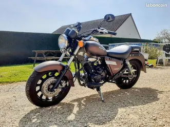 moto 125 keeway super licht