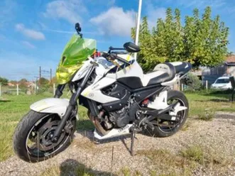 vend yamaha xj6