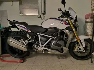 bmw r 1250 r bianco