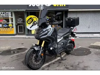 honda honda x-adv 750 / ligne ixrace / bulle ermax / garantie constructeur jusqu'a 2028