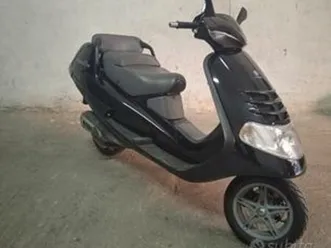 piaggio hexagon 180