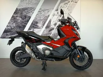 honda x-adv 750 2024 750 cm3 | scooter | 3 220 km | rouge | 33700 merignac