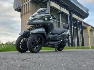 ② yamaha tricity 300