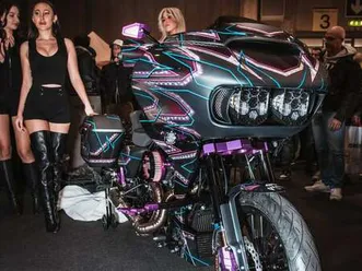 harley-davidson road glide nero