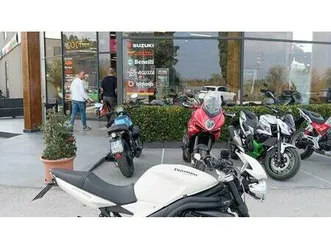 vendo triumph speed triple 1050 (2011 - 13) usata a chieti (codice 9875356) - moto.it