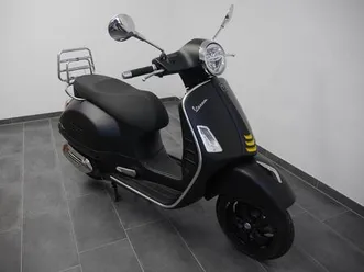 vespa gts 125 super tech // 1.hd