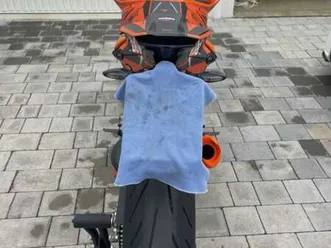 ktm 1290 super duke r