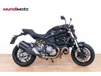 ducati monster 821 - mundimoto