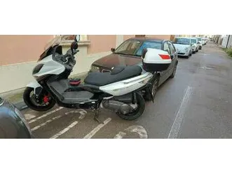kymco downtown 300i