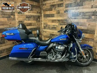 2017 harley-davidson® ultra limited custom colour bonneville blue/fathom blue flstn