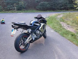 honda cbr 600rr pc37