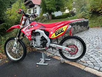 honda crf 450r cross mit motorradanhänger motocross