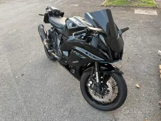 yamaha r7