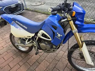 hyosung xrx 125 | 21.700 km | tüv neu | a1 | 125er