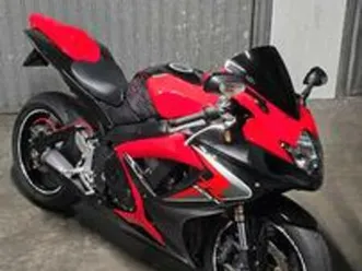 suzuki gsx-r 600 k7