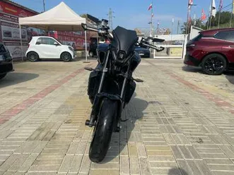 yamaha mt-09 nero