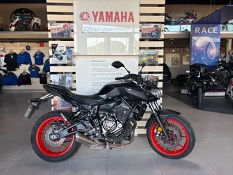 yamaha mt-07 full possibilite a2 78€/mois gtie 12 mois entretien a jour 2019 689 cm3 | moto roadster | 24 100 km | noir | 83520 roquebrune sur argens