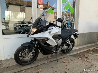 honda vfr x 800 crossrunner 7000 kms etat neuf cross runner