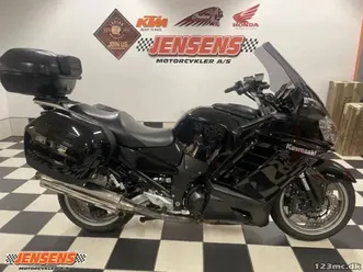 kawasaki gtr 1400