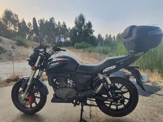 mota keeway rkv 125 com 3821kms