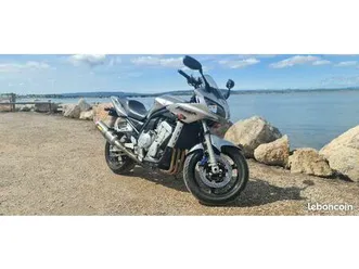 yamaha fazer 1000 (fzs 1000) – 2004 – seulement 40 500 km – pot akrapovic – ct ok