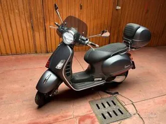 piaggio vespa 300 gts versione sport originale