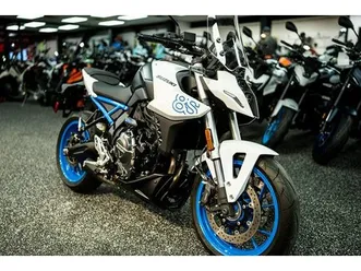 2023 suzuki gsx 8s