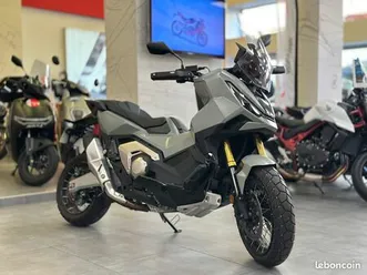 scooter honda x-adv 750 gris - proche du neuf - bridable a2
