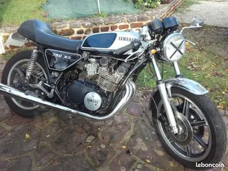 moto yamaha xs 750 café racer