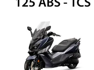 ② moto scooter 125 cc