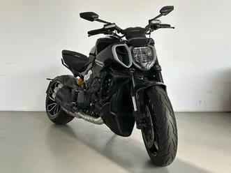 ducati diavel v4