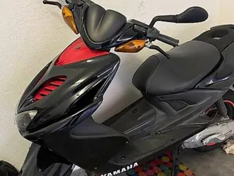 yamaha aerox 50 cc canton tessin -