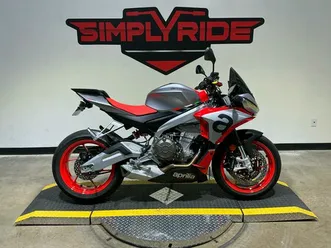 2022 aprilia tuono 660