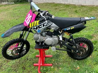 moto dirt 125 ycf