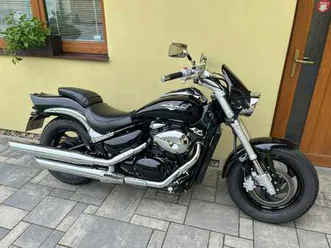 suzuki intruder m 800