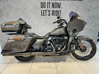 harley-davidson fltrxse cvo road glide mit tour-pak