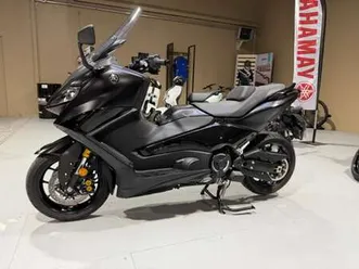 yamaha tmax 560