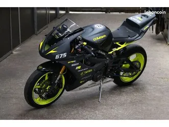 triumph daytona 675 – 2007 – préparée piste