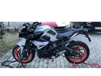 yamaha mt-10 grigio