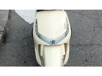 vendo peugeot tweet 125 pro (2010 - 16) usata a milano (codice 9876167) - moto.it