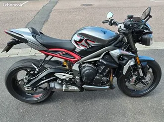 street triple rs toute équipée