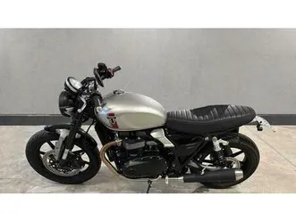 vendo triumph speed twin 900 (2025) usata a roma (codice 9876766) - moto.it
