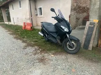 yamaha x max 125i