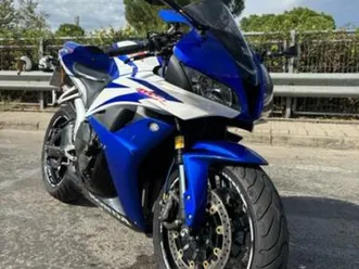 honda - cbr 600 rr