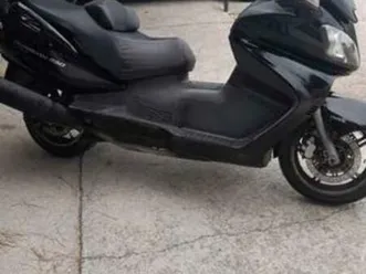 suzuki - burgman 650 executive