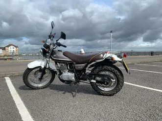 suzuki rv125 vanvan roadster/retro petrol manual (12 ps) 124 cc