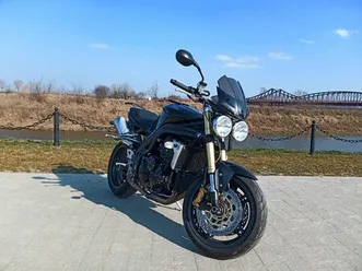 triumph-speed-triple-1050-2005r-klasyka-mocy-i-stylu-lubin